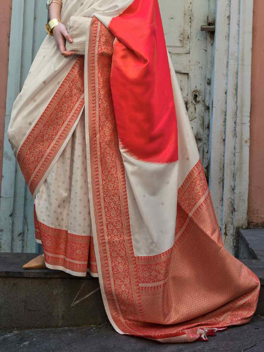 Off White Silk Handwoven Festival Wedding Heavy Border Saree