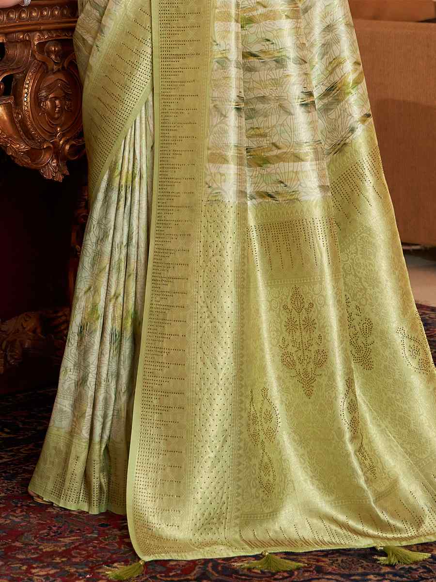 Perrot Green Soft Silk Handwoven Wedding Festival Heavy Border Saree