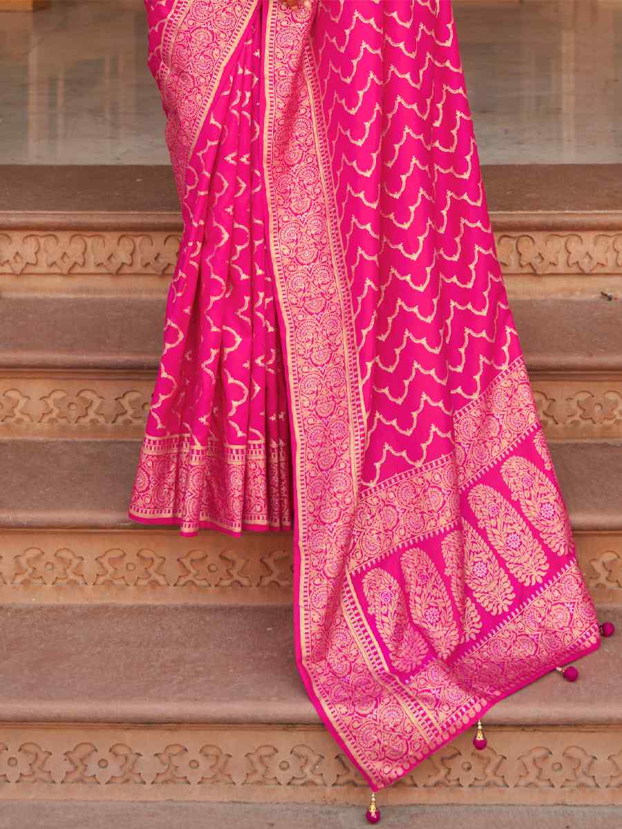 Pink Soft Silk Handwoven Wedding Festival Heavy Border Saree