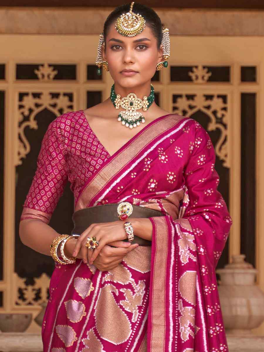 Pink Soft Silk Handwoven Wedding Festival Heavy Border Saree