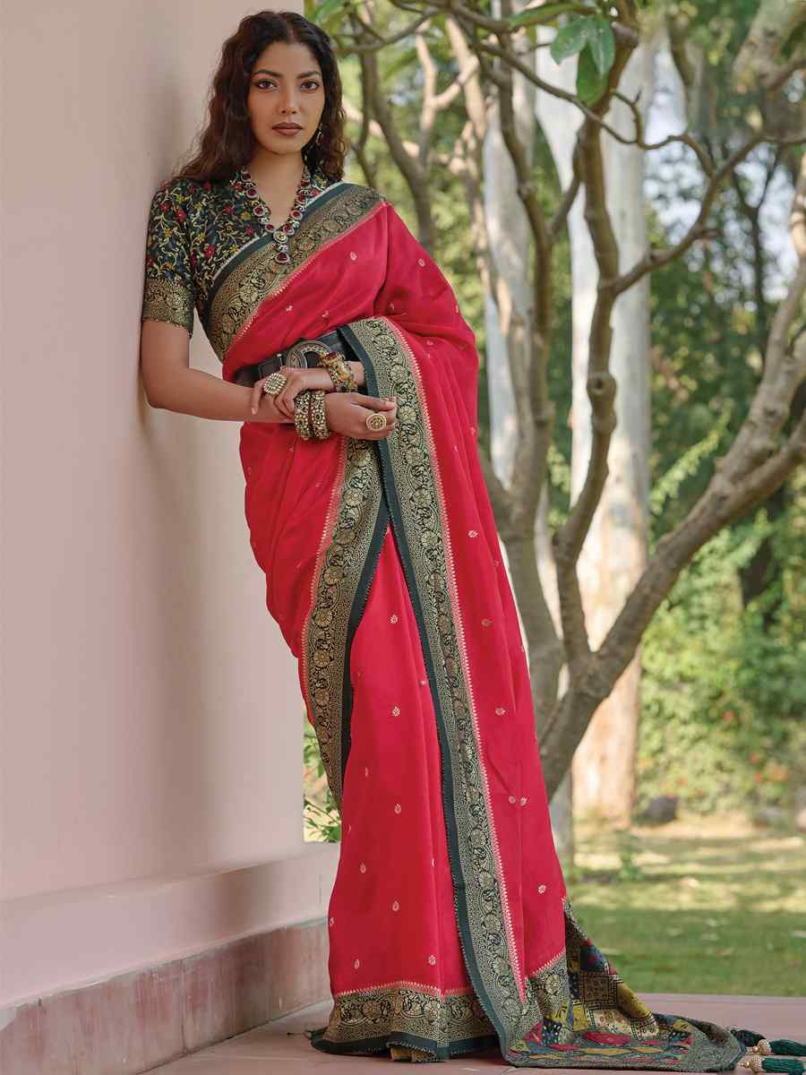 Pink Viscose Handwoven Festival Wedding Heavy Border Saree