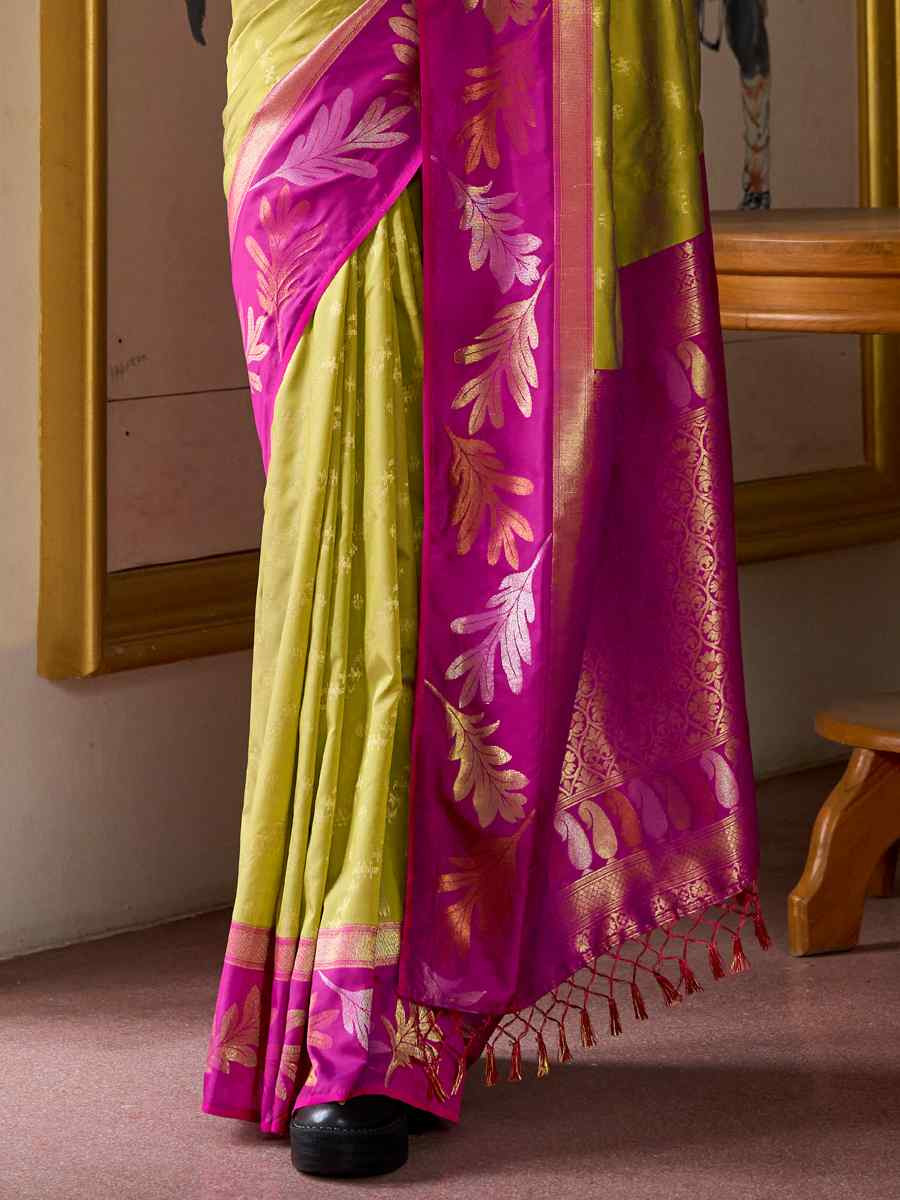 Pista Banarasi Silk Handwoven Festival Wedding Heavy Border Saree