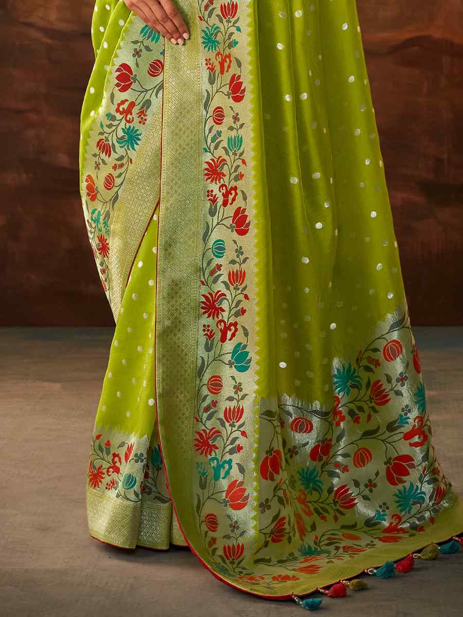 Pista Munga Silk Handwoven Wedding Festival Heavy Border Saree