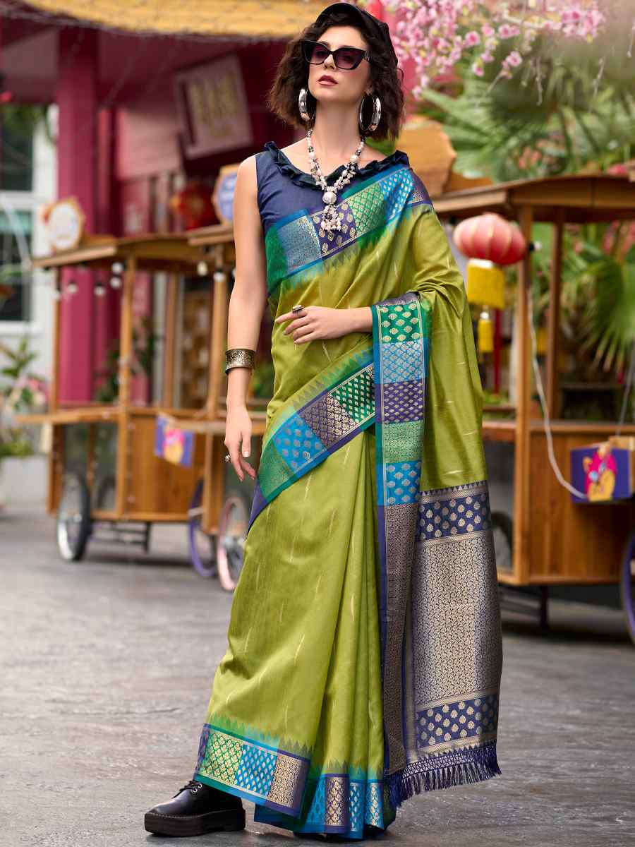 Pista Pure Banarasi Handwoven Festival Wedding Heavy Border Saree