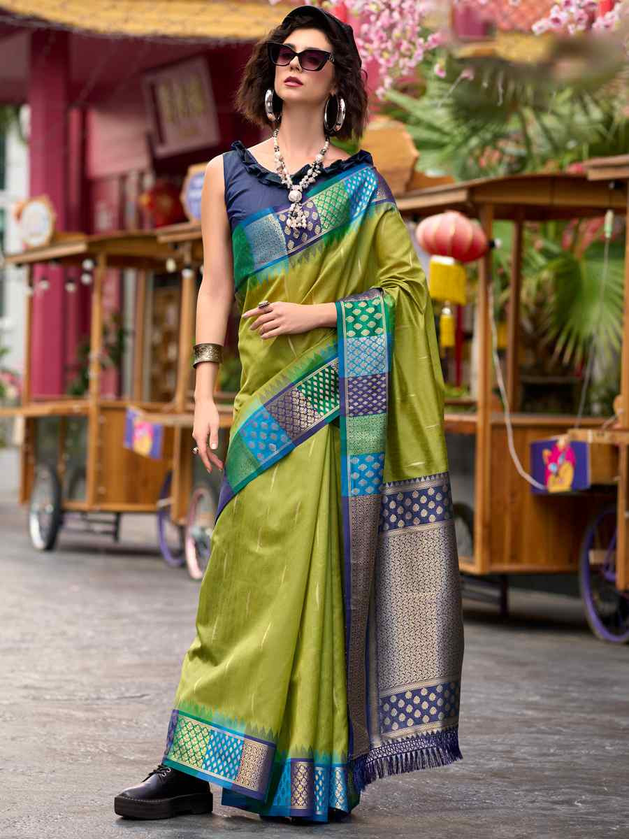 Pista Pure Banarasi Silk Handwoven Festival Wedding Heavy Border Saree