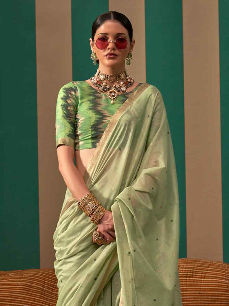 Pista Silk Handwoven Festival Casual Classic Style Saree