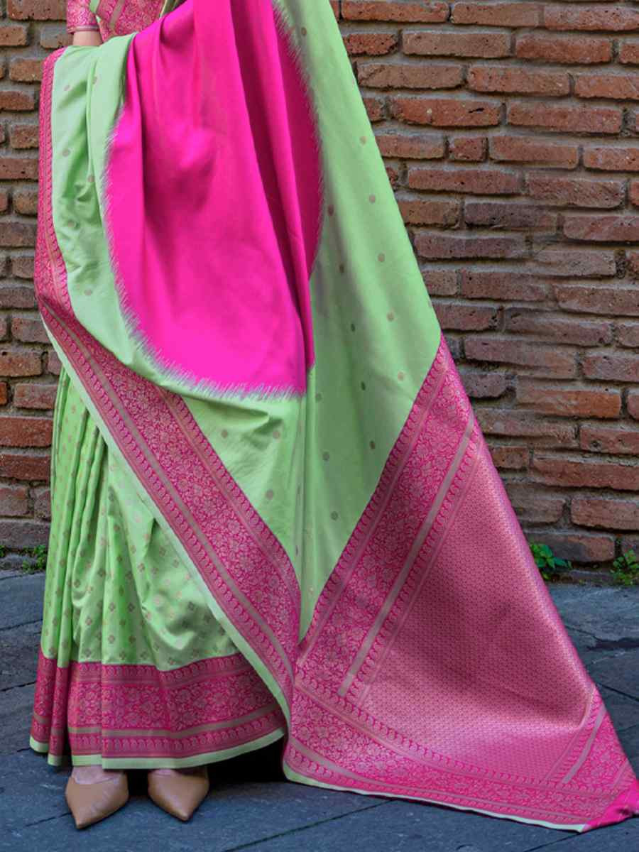 Pista Silk Handwoven Festival Wedding Heavy Border Saree