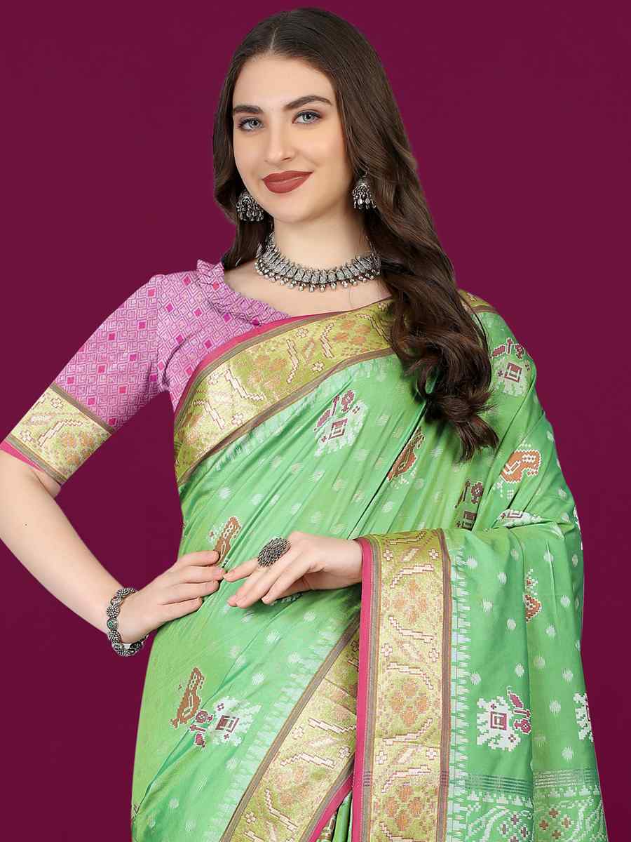 Pista Soft Patola Silk Handwoven Wedding Festival Heavy Border Saree