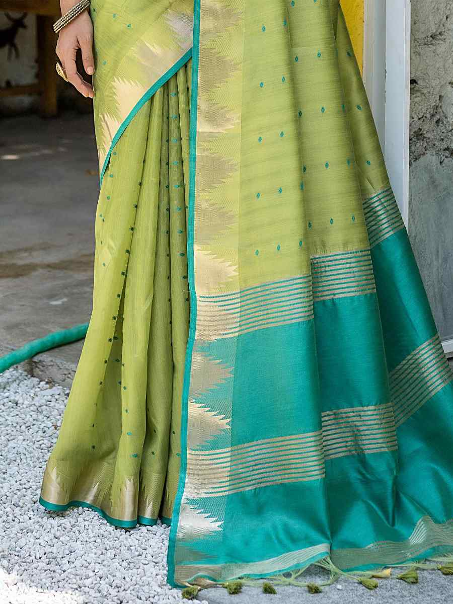 Pista Tussar Silk Handwoven Festival Casual Classic Style Saree