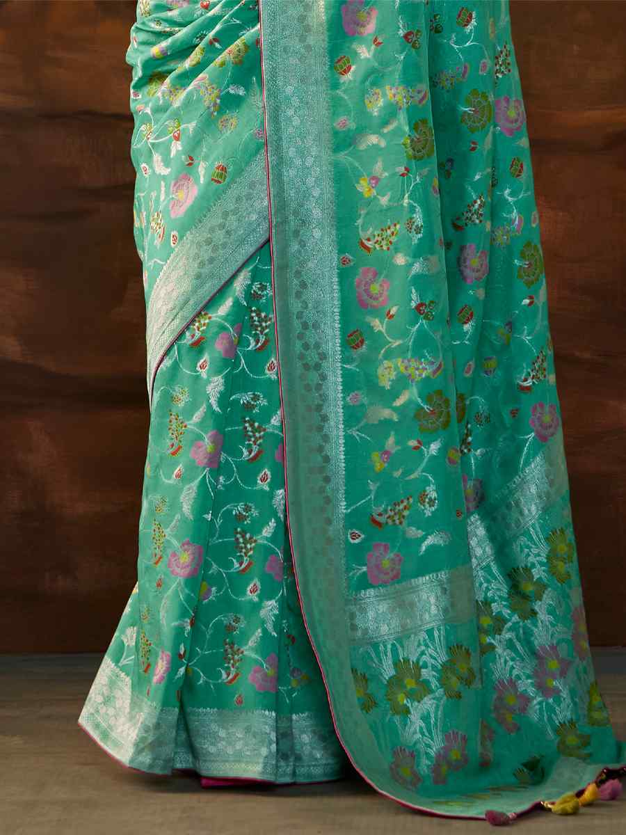 Rama Munga Silk Handwoven Wedding Festival Heavy Border Saree