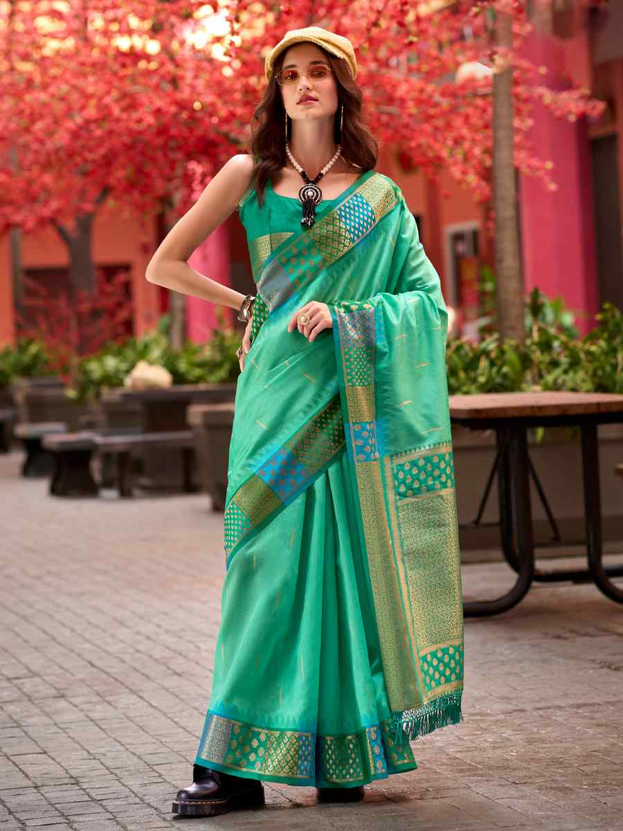 Rama Pure Banarasi Handwoven Festival Wedding Heavy Border Saree