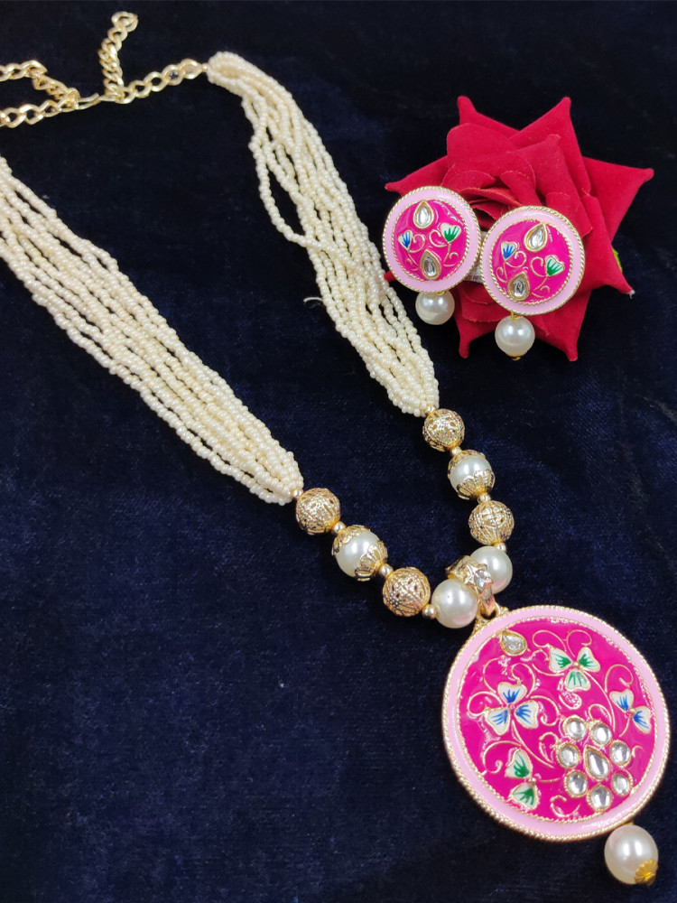 Rani Pink Alloy Festival Wear Kundan Necklace