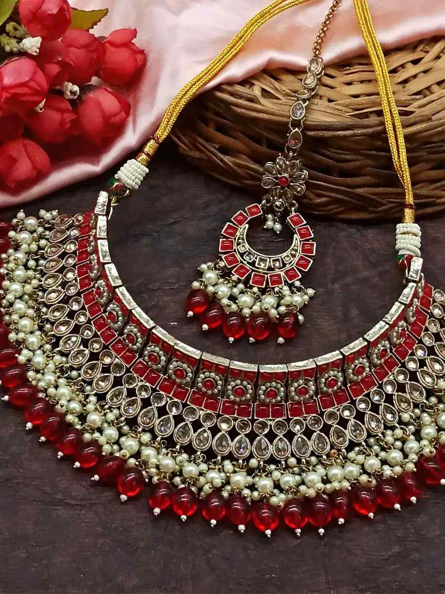 Red Alloy Festival Wear Kundan Necklace