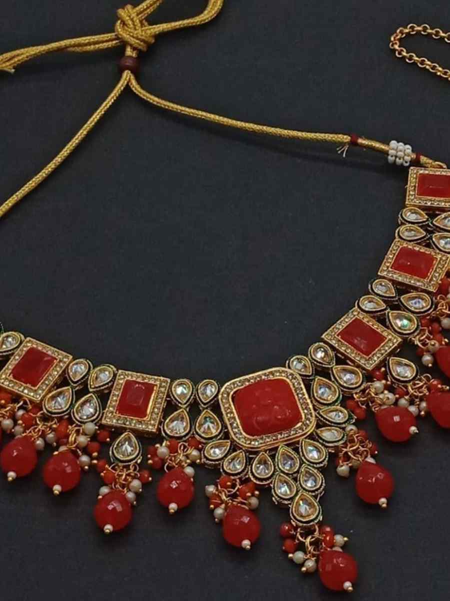 Red Alloy Metal Festival Wear Kundan Necklace