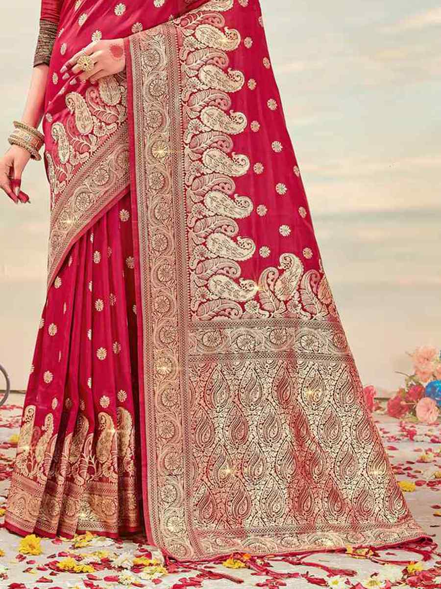 Red Banarasi Silk Handwoven Wedding Festival Heavy Border Saree