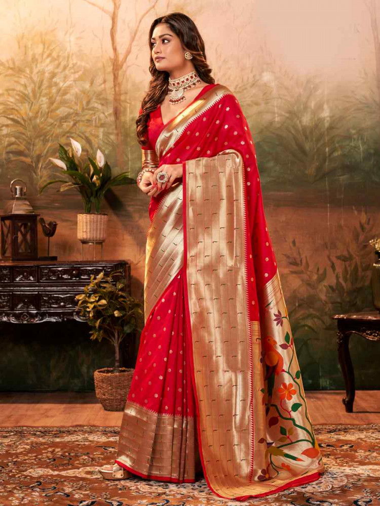 Red Pure Paithani Silk Handwoven Festival Wedding Heavy Border Saree