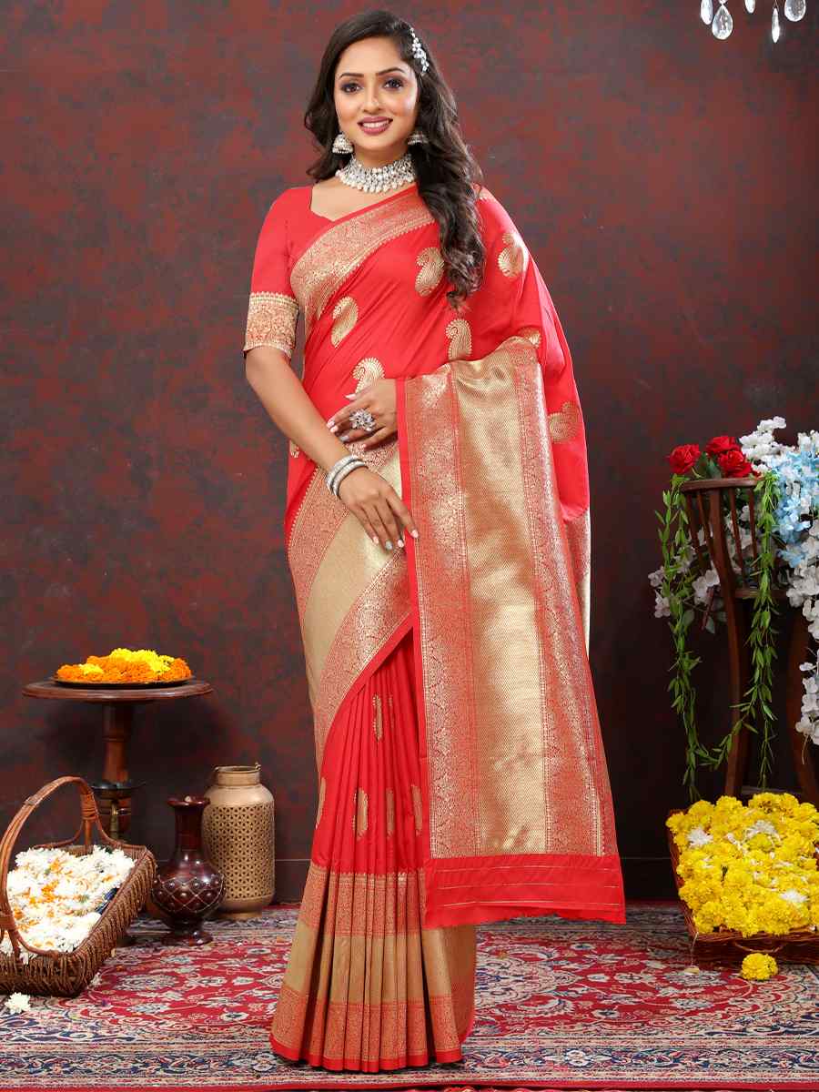 Red Silk Handwoven Wedding Festival Heavy Border Saree