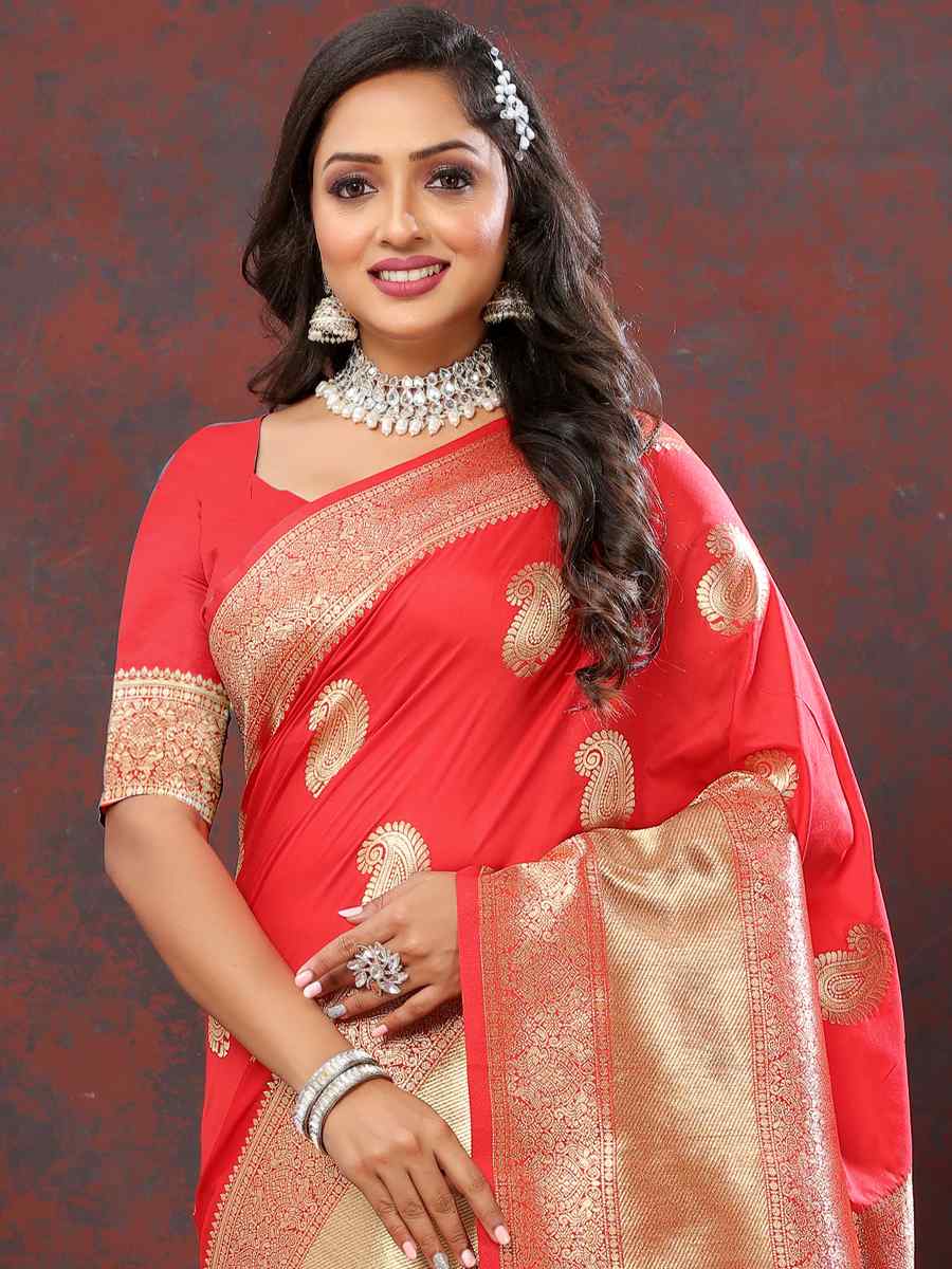 Red Silk Handwoven Wedding Festival Heavy Border Saree