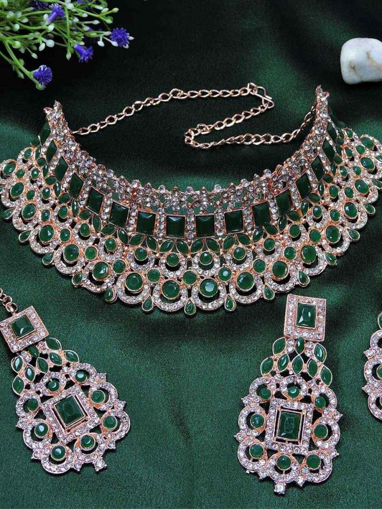 Rose Green Alloy Festival Wear Kundan Necklace