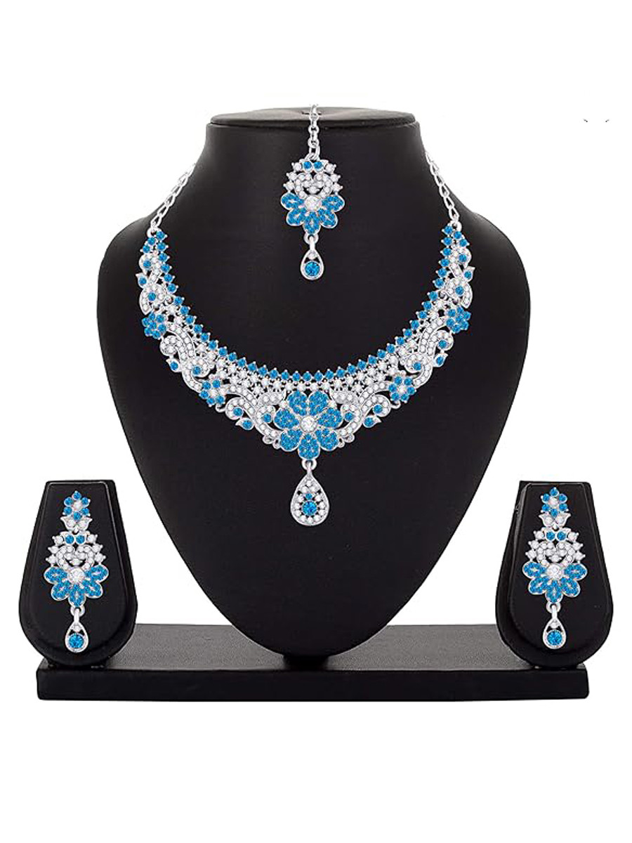 Sky Alloy Festival Wear Kundan Necklace