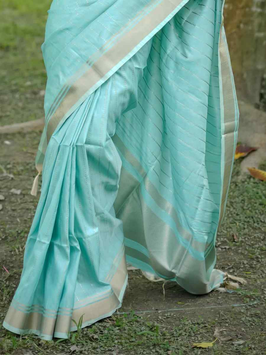 Sky Banarasi Raw Silk  Handwoven Festival Wedding Heavy Border Saree