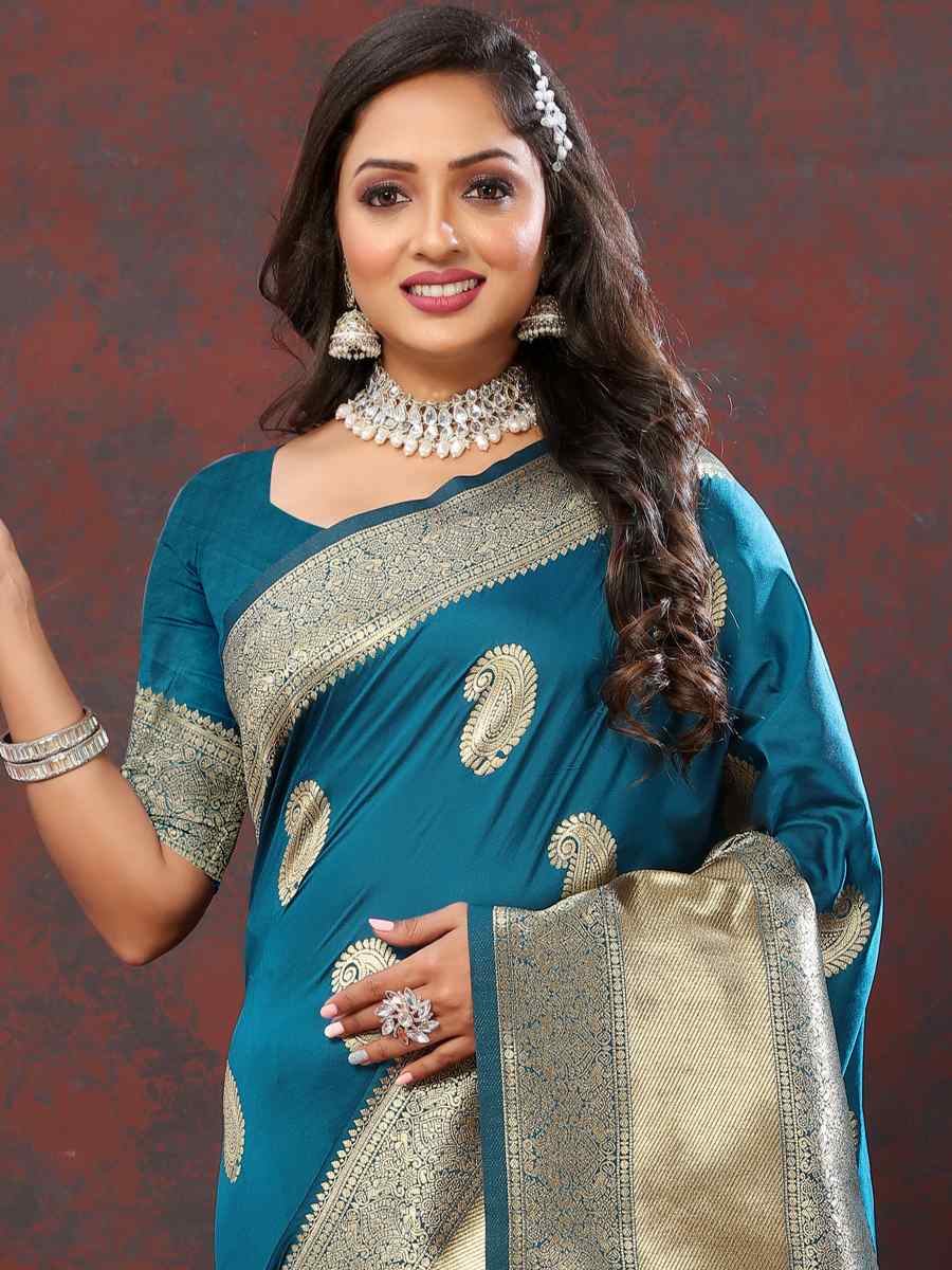 Teal Silk Handwoven Wedding Festival Heavy Border Saree