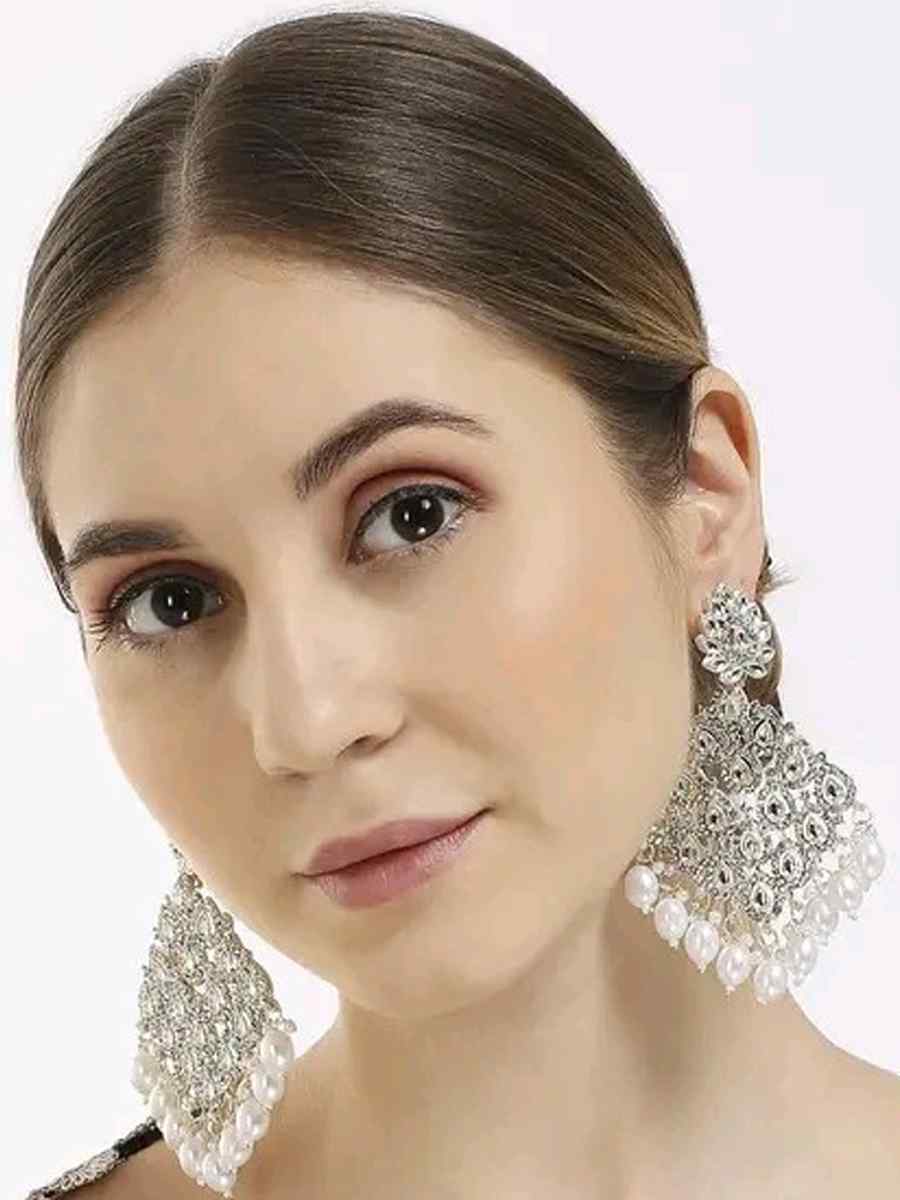 White Alloy Festival Wear Kundan Earrings