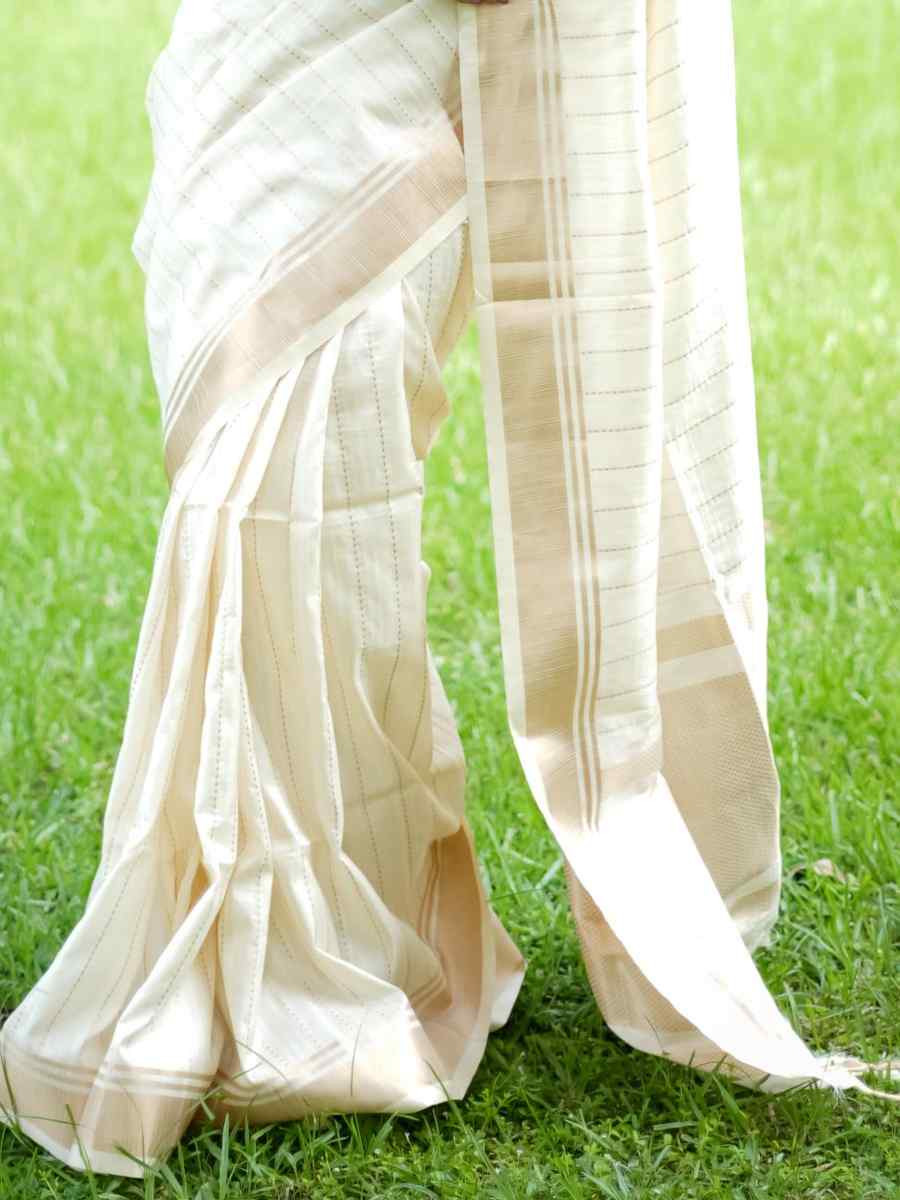 White Raw Silk Handwoven Festival Wedding Heavy Border Saree