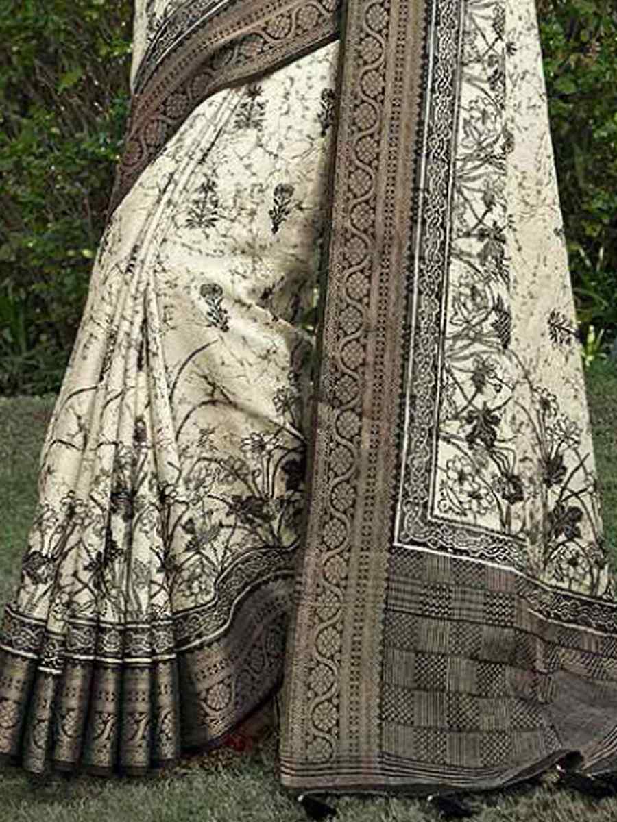 White Silk Handwoven Festival Wedding Heavy Border Saree