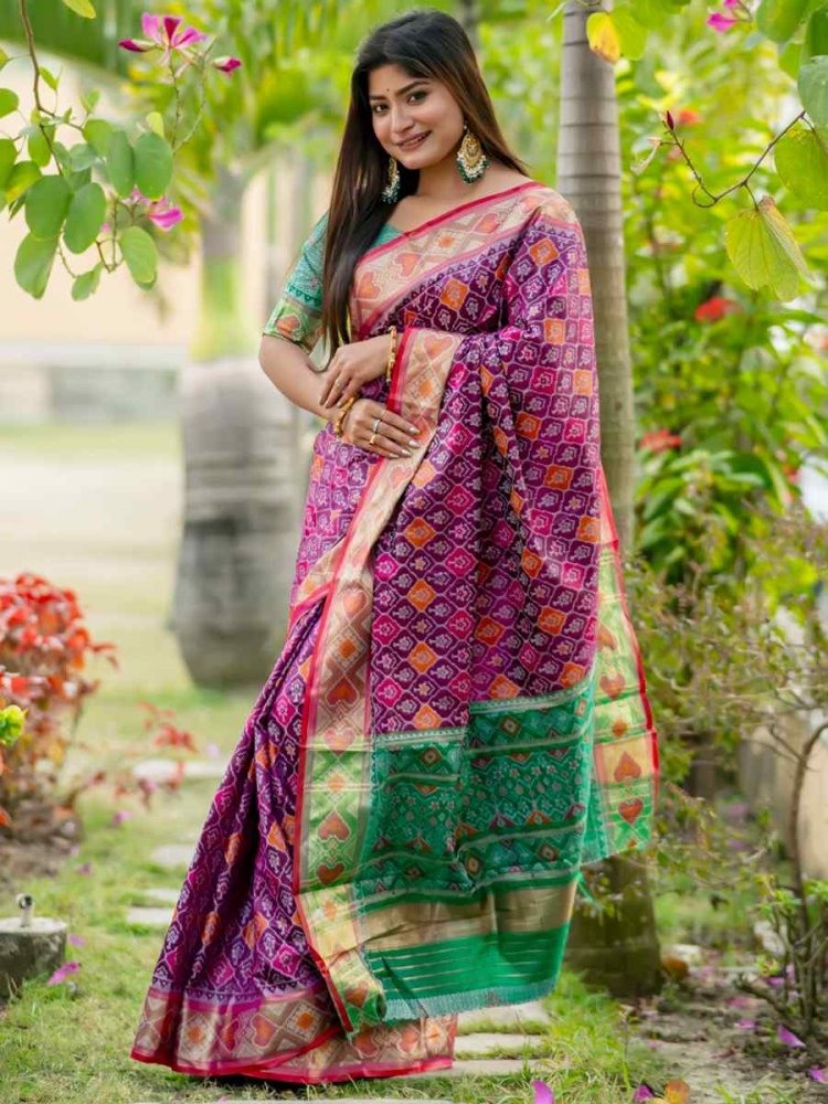 Wine Banarasi Silk Handwoven Festival Casual Classic Style Saree