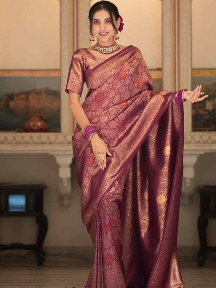 Wine Banarasi Soft Silk Handwoven Festival Wedding Heavy Border Saree