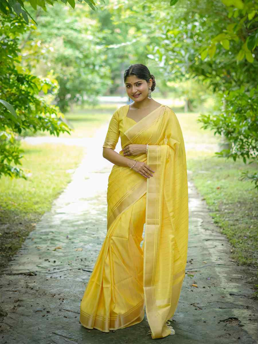 Yellow Banarasi Raw Silk  Handwoven Festival Wedding Heavy Border Saree