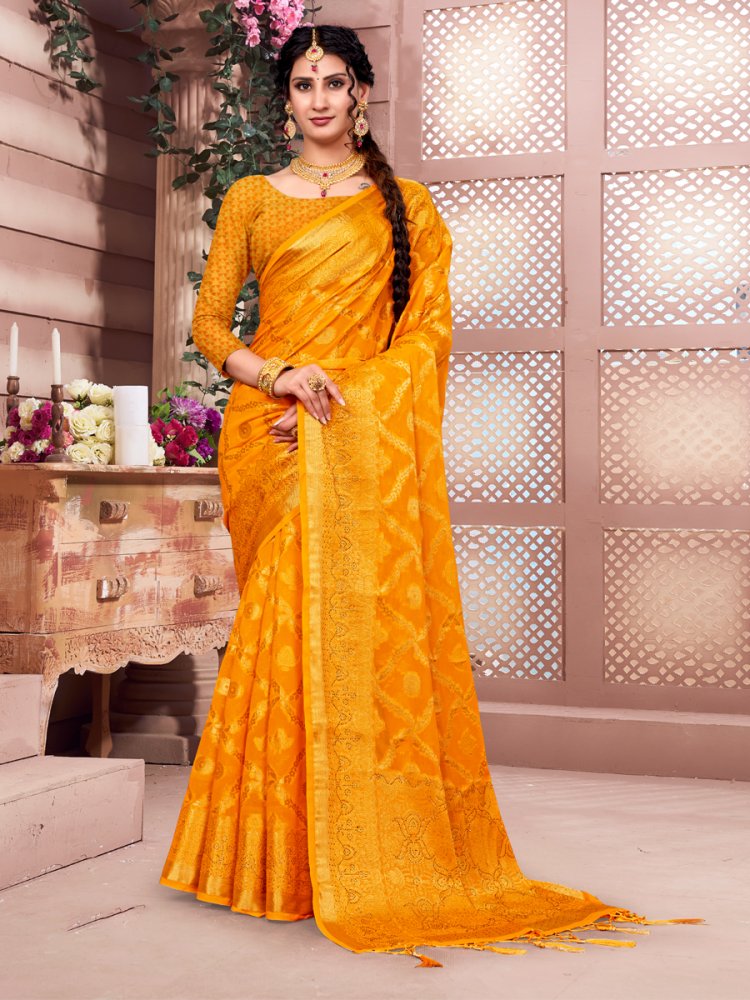 Traditional, Wedding Yellow color Banarasi Silk, Silk fabric Saree : 1883162