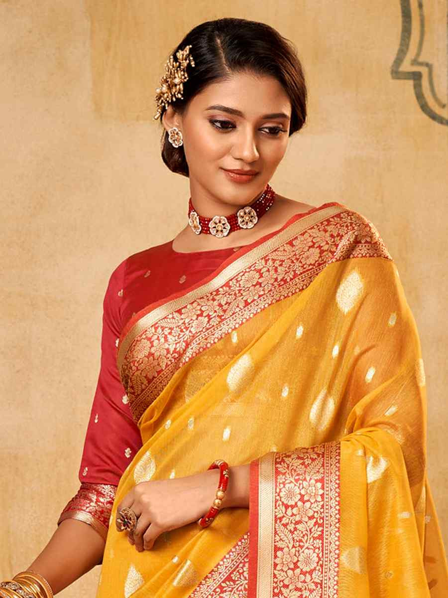 Yellow Banarasi Slik Handwoven Festival Wedding Heavy Border Saree