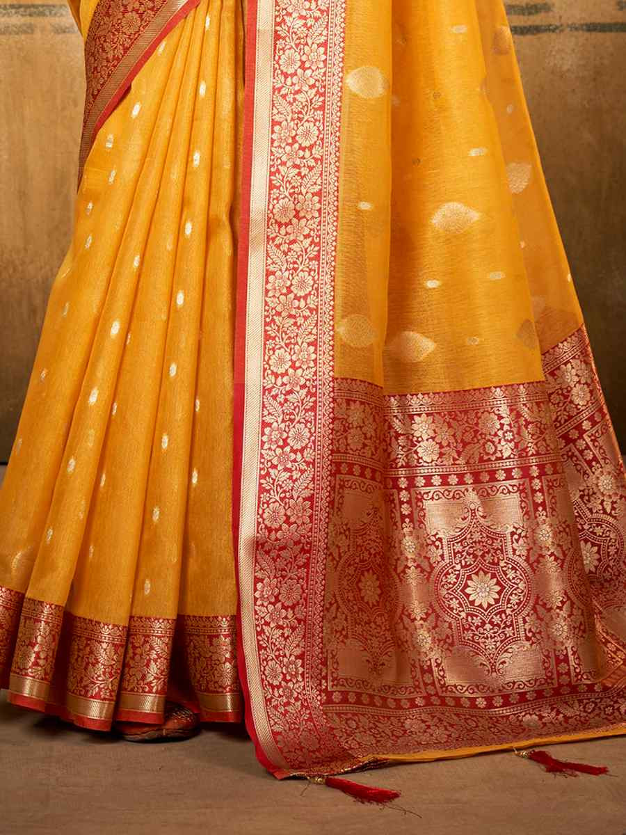 Yellow Banarasi Slik Handwoven Festival Wedding Heavy Border Saree