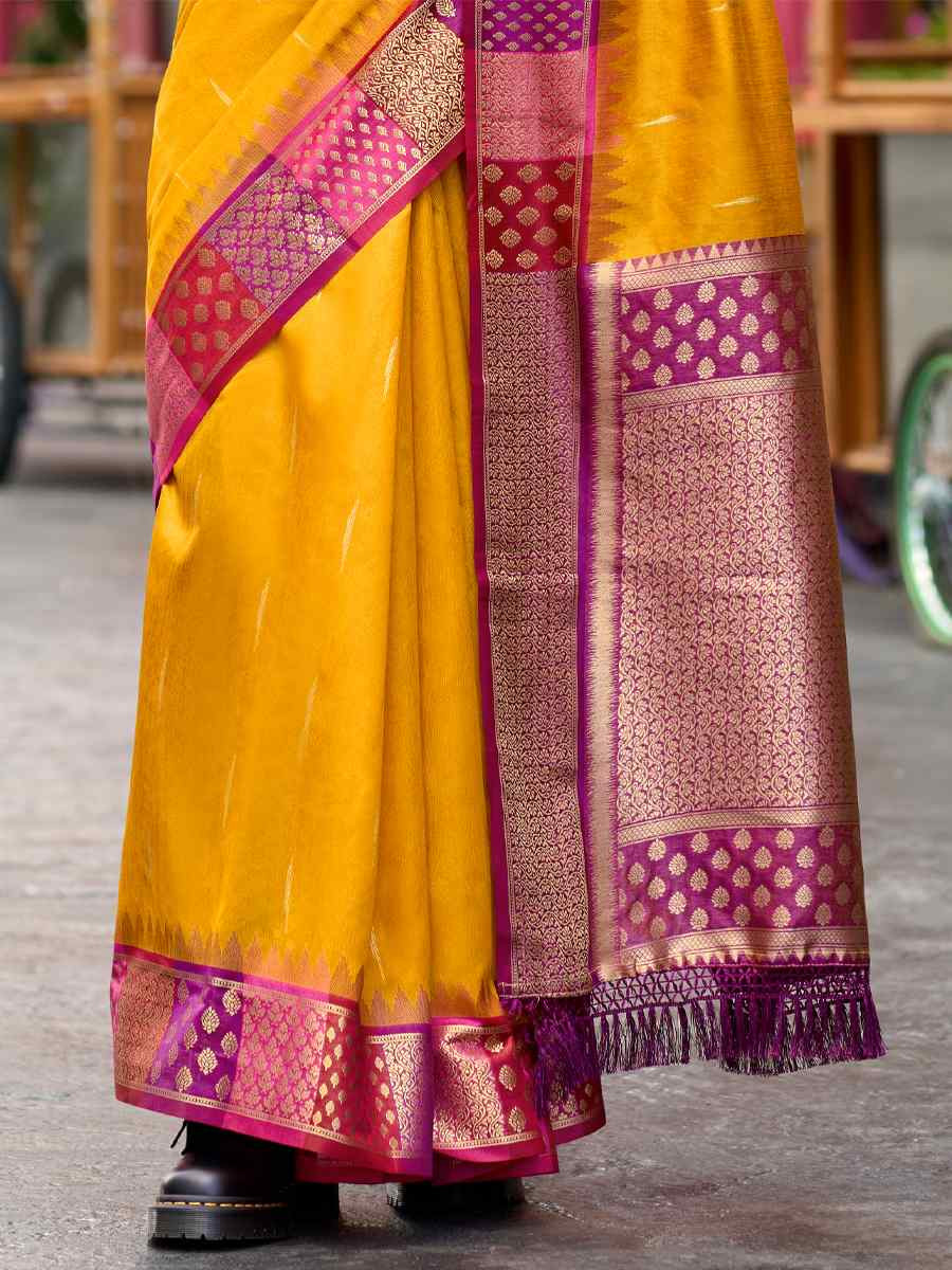 Yellow Pure Banarasi Silk Handwoven Festival Wedding Heavy Border Saree