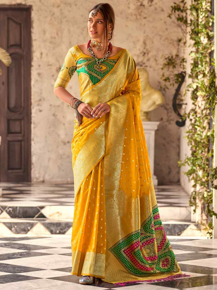 Yellow Soft Silk Handwoven Festival Wedding Heavy Border Saree