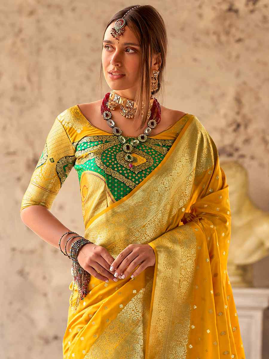 Yellow Soft Silk Handwoven Festival Wedding Heavy Border Saree